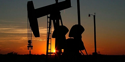 ABD stoklarında artışla petrol fiyatları düştü