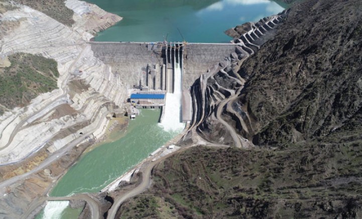 Çetin Barajı'nda enerji üretimi başladı
