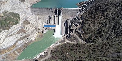 Çetin Barajı'nda enerji üretimi başladı