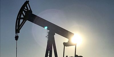 Petrole 'İran anlaşmazlığı' desteği