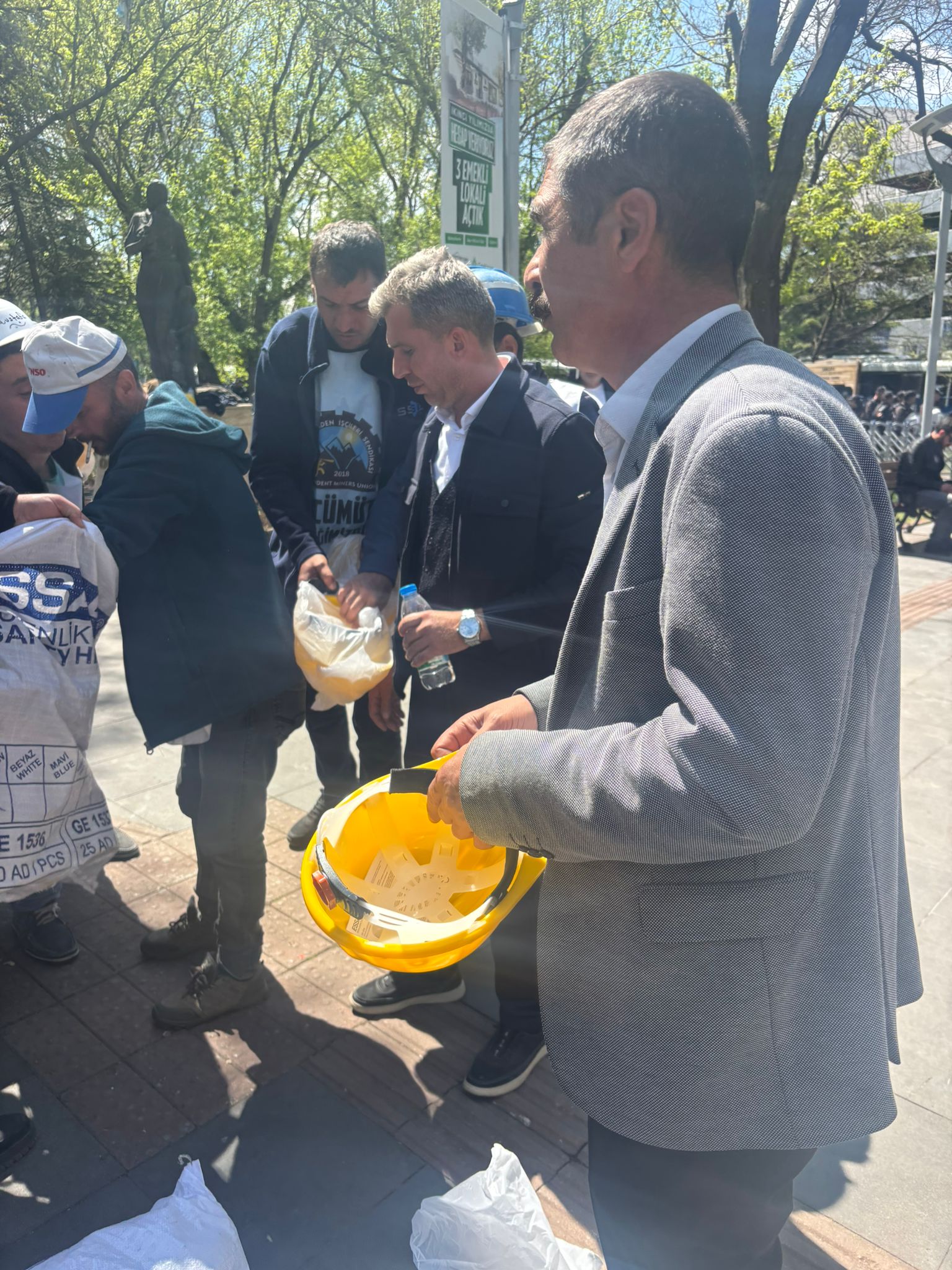 WhatsApp Image 2026-04-27 at 13.27.23