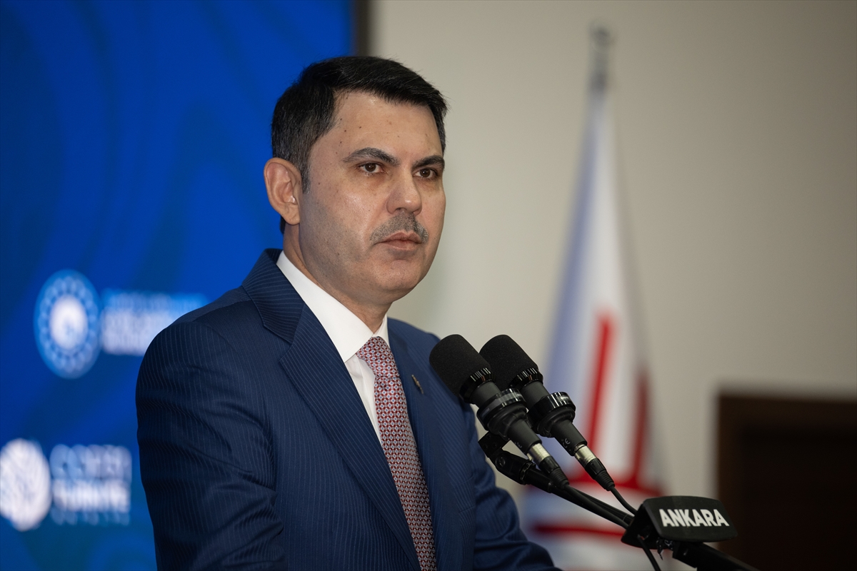 AA-20260804-42137579-42137575-BAKAN_KURUM_COP31_YOLUNDA_BILIM_DIPLOMASISI_AKADEMI_LANSMANINA_KATILDI