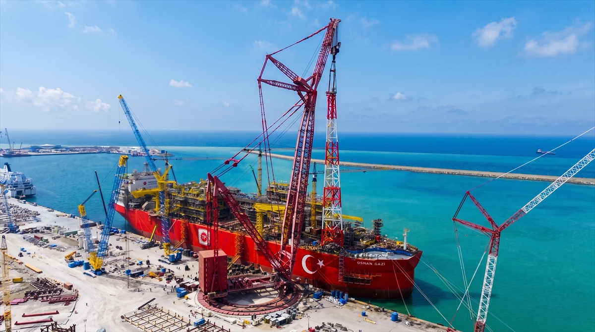 AA-20260811-42185650-42185646-OSMAN_GAZI_YUZER_URETIM_PLATFORMU_KARADENIZDE_GOREVE_BIR_ADIM_DAHA_YAKLASTI
