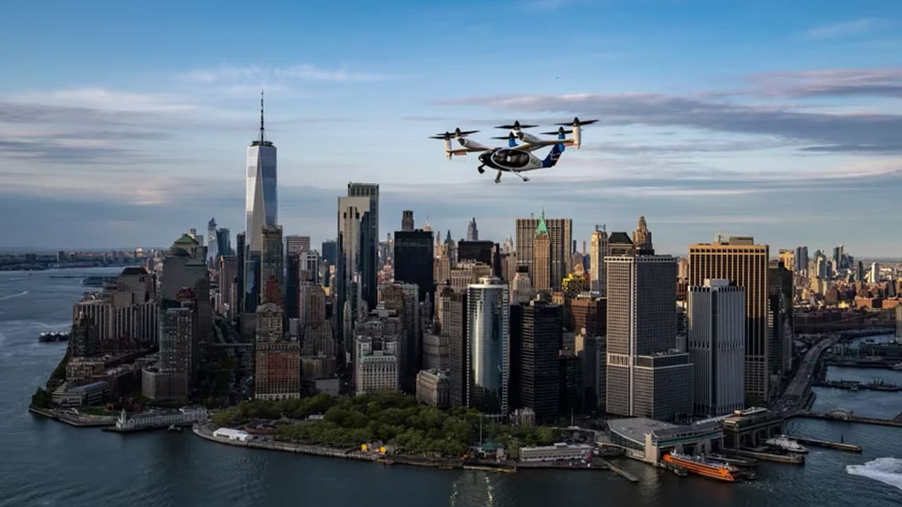 Elektrikli hava taksileri New York’ta ilk uçuşunu yaptı