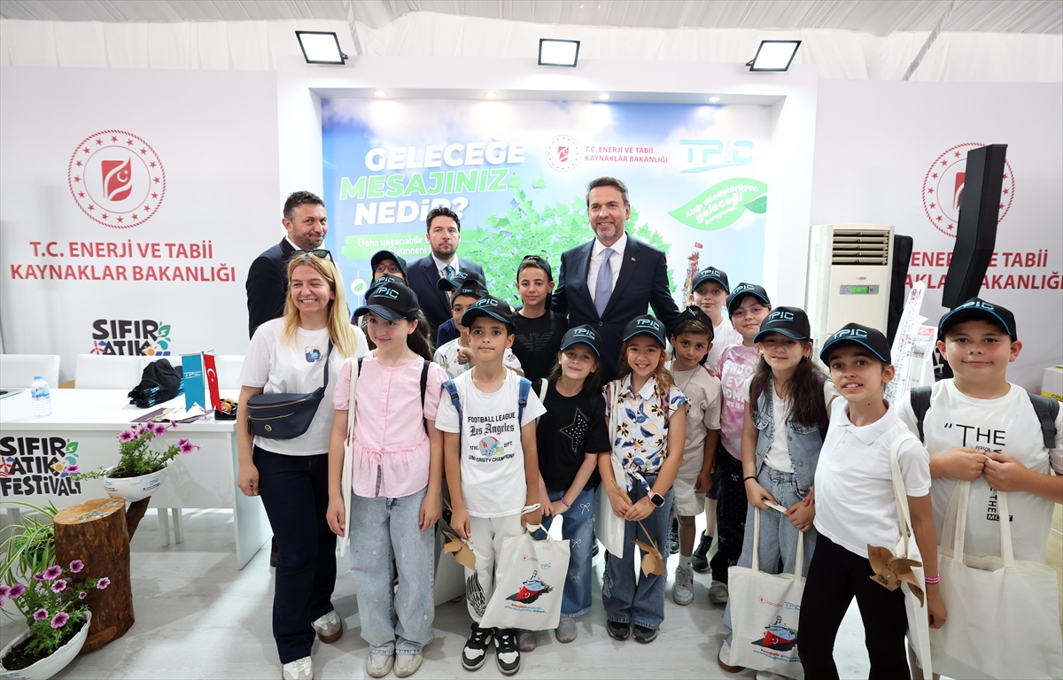 Bayraktar: Dünyanın ilk YEK-G sertifikalı festivali olacağız
