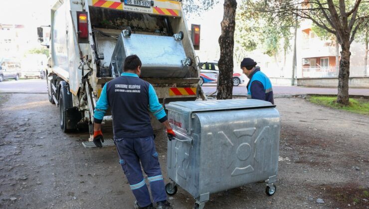 Yunusemre’de Çöp Konteynerleri Yenileniyor