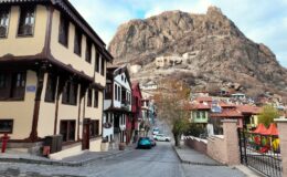Bakan Kurum, “Afyonkarahisar Sokak Sağlıklaştırma Projesi’ni tamamladı”