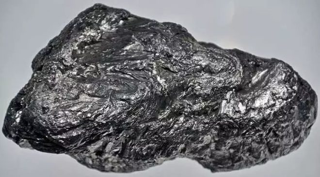Siyah kumda toryum keşfi: Nükleer enerjiye umut