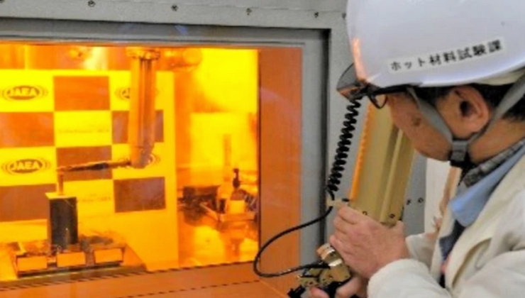 100 Yıllık enerji kaynağı, amerikyum tabanlı pil