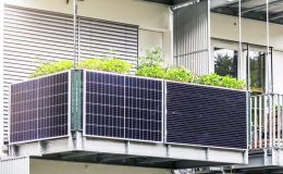 1 Milyon balkon, güneşle aydınlanıyor